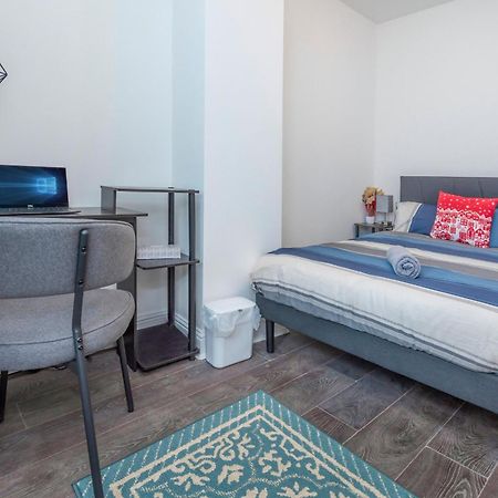 Modern Family Home W/Wi-Fi, Netflix, Self Check-In London Eksteriør billede