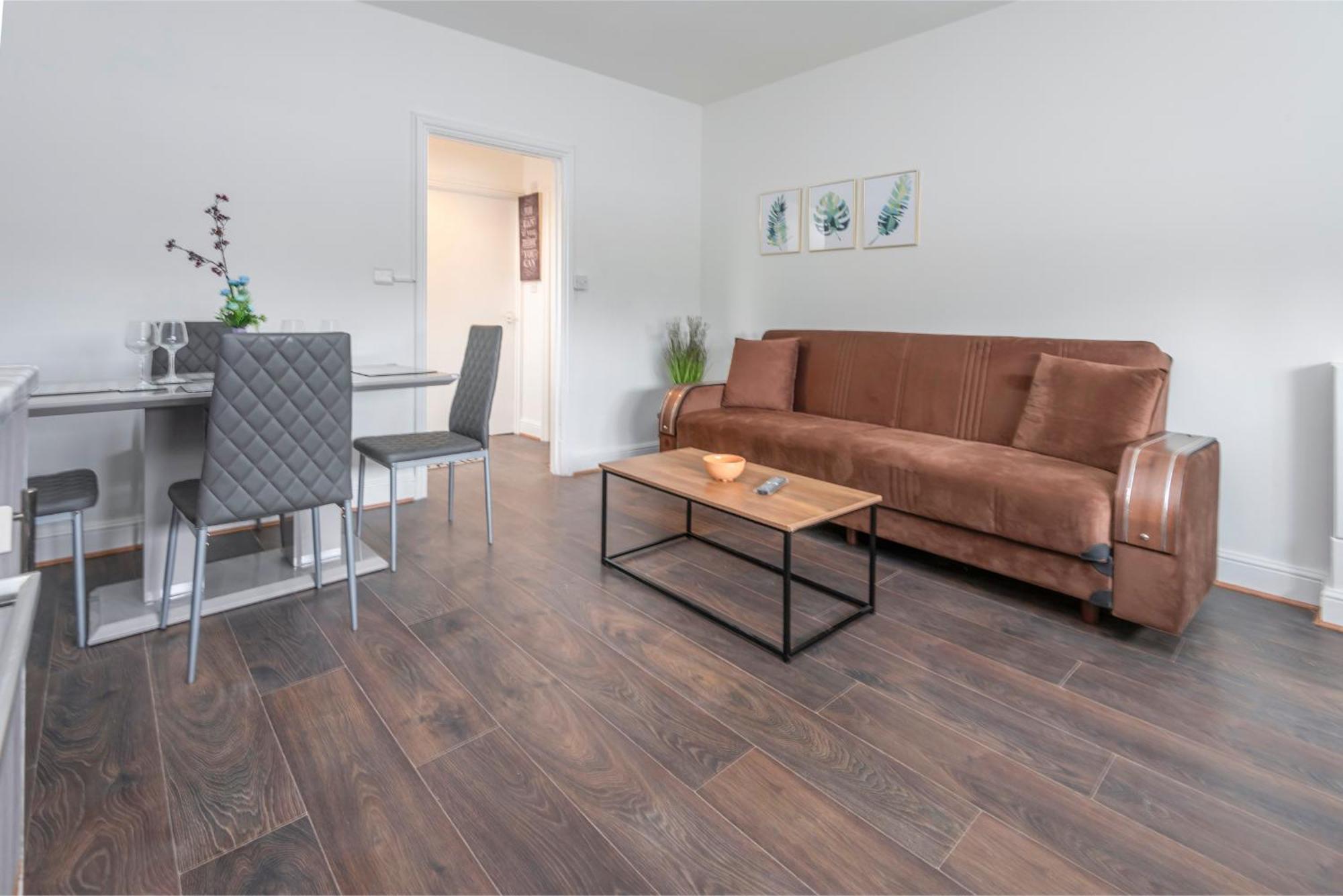Modern Family Home W/Wi-Fi, Netflix, Self Check-In London Eksteriør billede