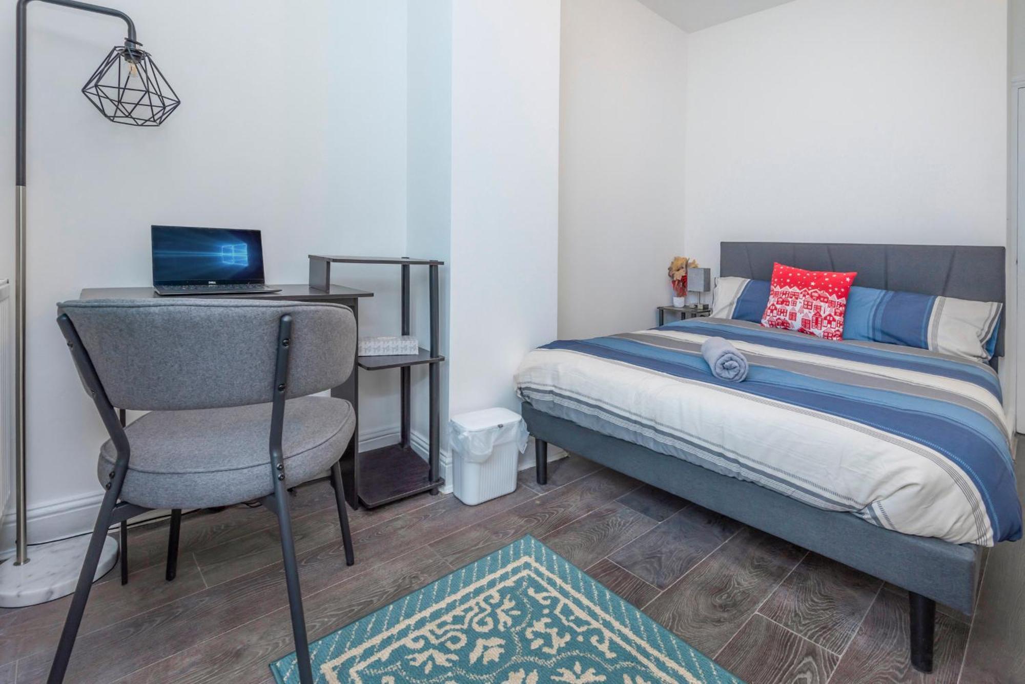 Modern Family Home W/Wi-Fi, Netflix, Self Check-In London Eksteriør billede