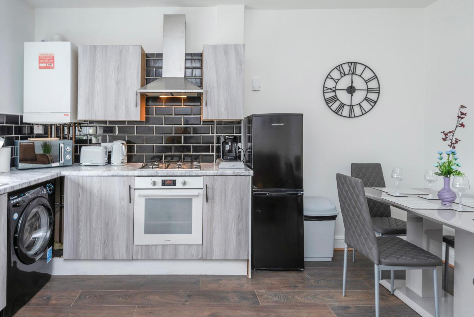 Modern Family Home W/Wi-Fi, Netflix, Self Check-In London Eksteriør billede